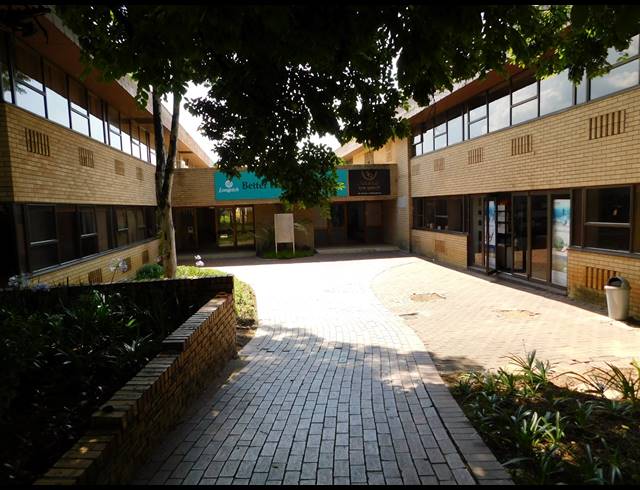 684M² OFFICE TO LET IN FERNDALE